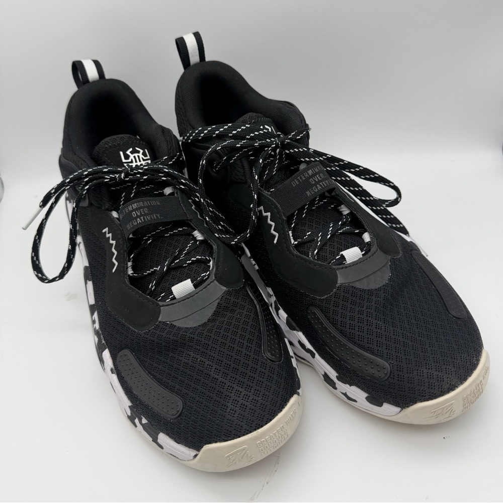 adidas D.O.N. Issue #3 Team Mid Black Mens Size 10 Basketball Shoes H67719